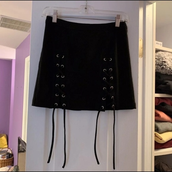 Like New Faux Suede Tie up Skirt - Picture 2 of 4